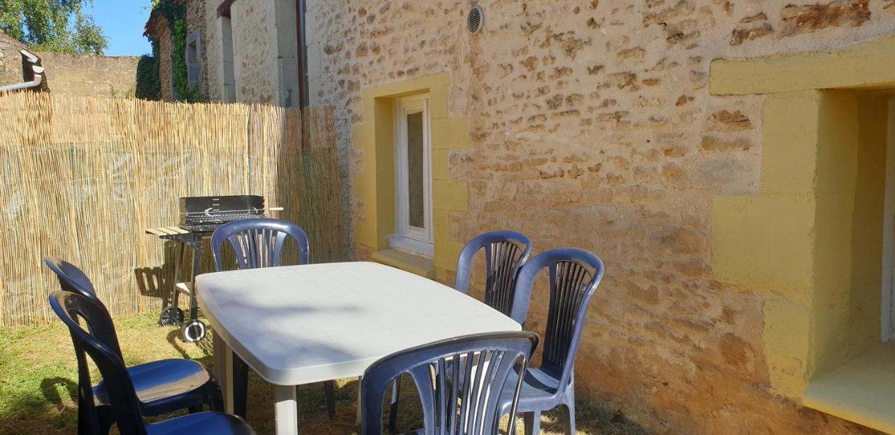 Petite Maison En Pierre Au Coeur Du Perigord Noir Proche De Sarlat Et Rocamadour Salignac Eyvigues Luaran gambar